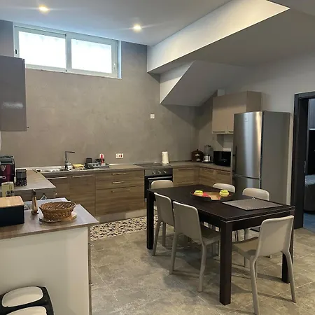 House With Garden In Paceville Apartment