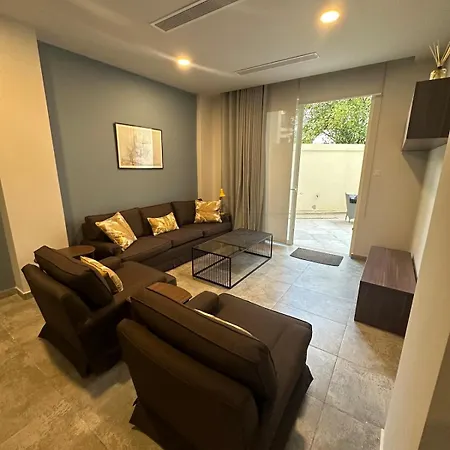 House With Garden In Paceville Apartment *